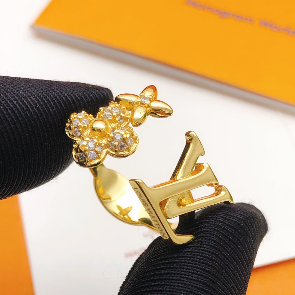 Louis Vuitton Flower Ring - album image 6
