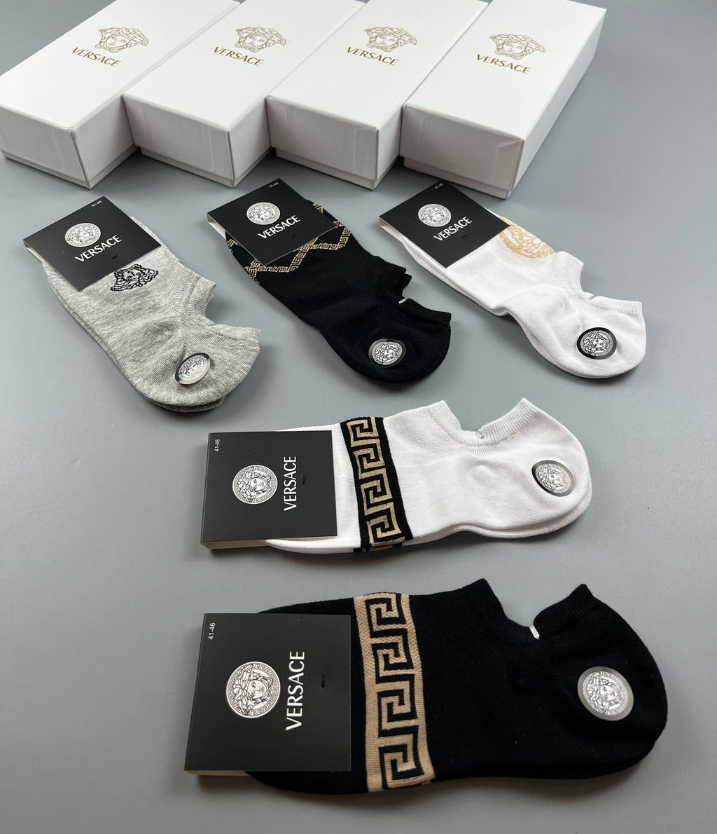 Versace geometric cuff emblems ankle socks - view 4