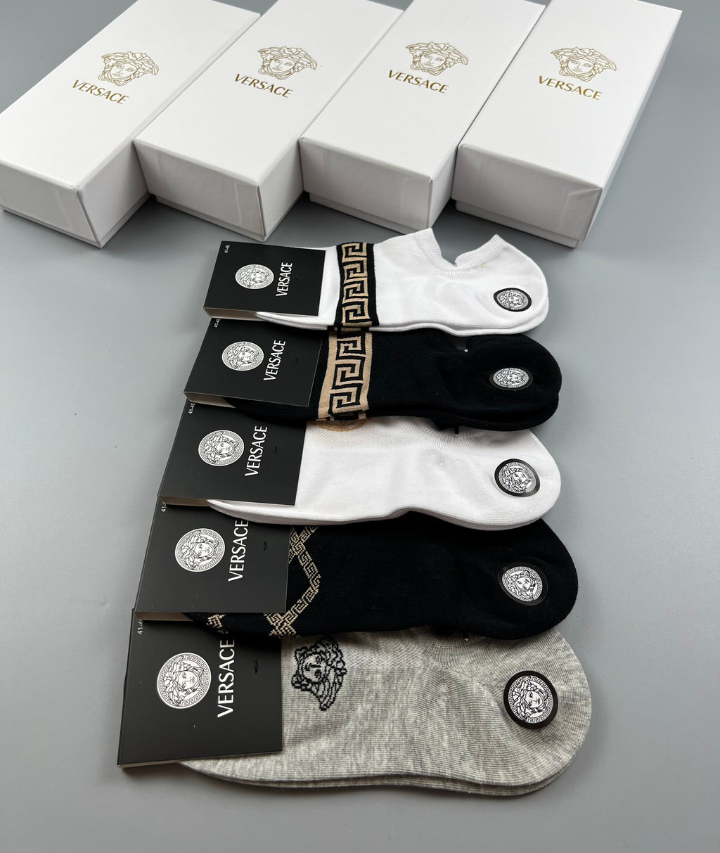 Versace geometric cuff emblems ankle socks - view 8