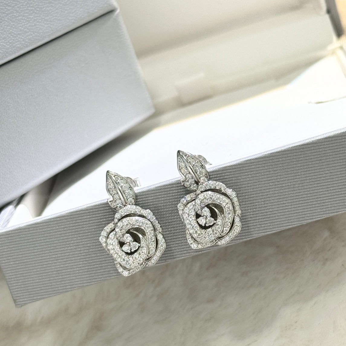 Dior Silver-Tone Teardrop Swirl Earrings - product image 8