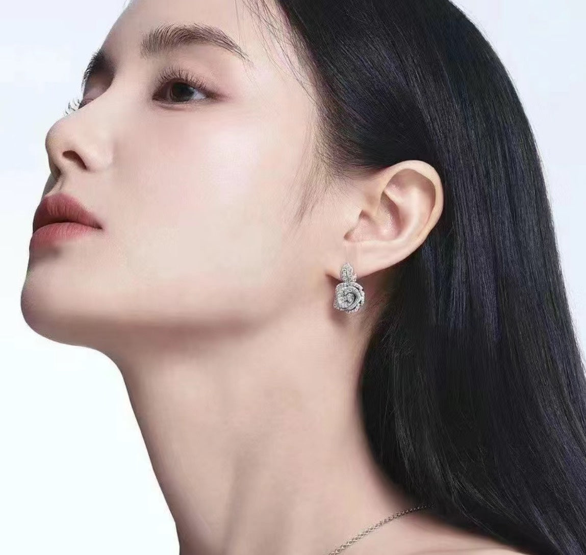 Dior Silver-Tone Teardrop Swirl Earrings - product image 7