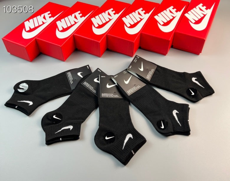 Nike heather gray swoosh ankle socks, image 8