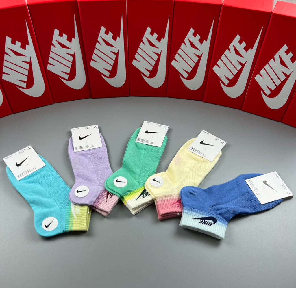 Nike pastel lettered cuff ankle socks, image 2