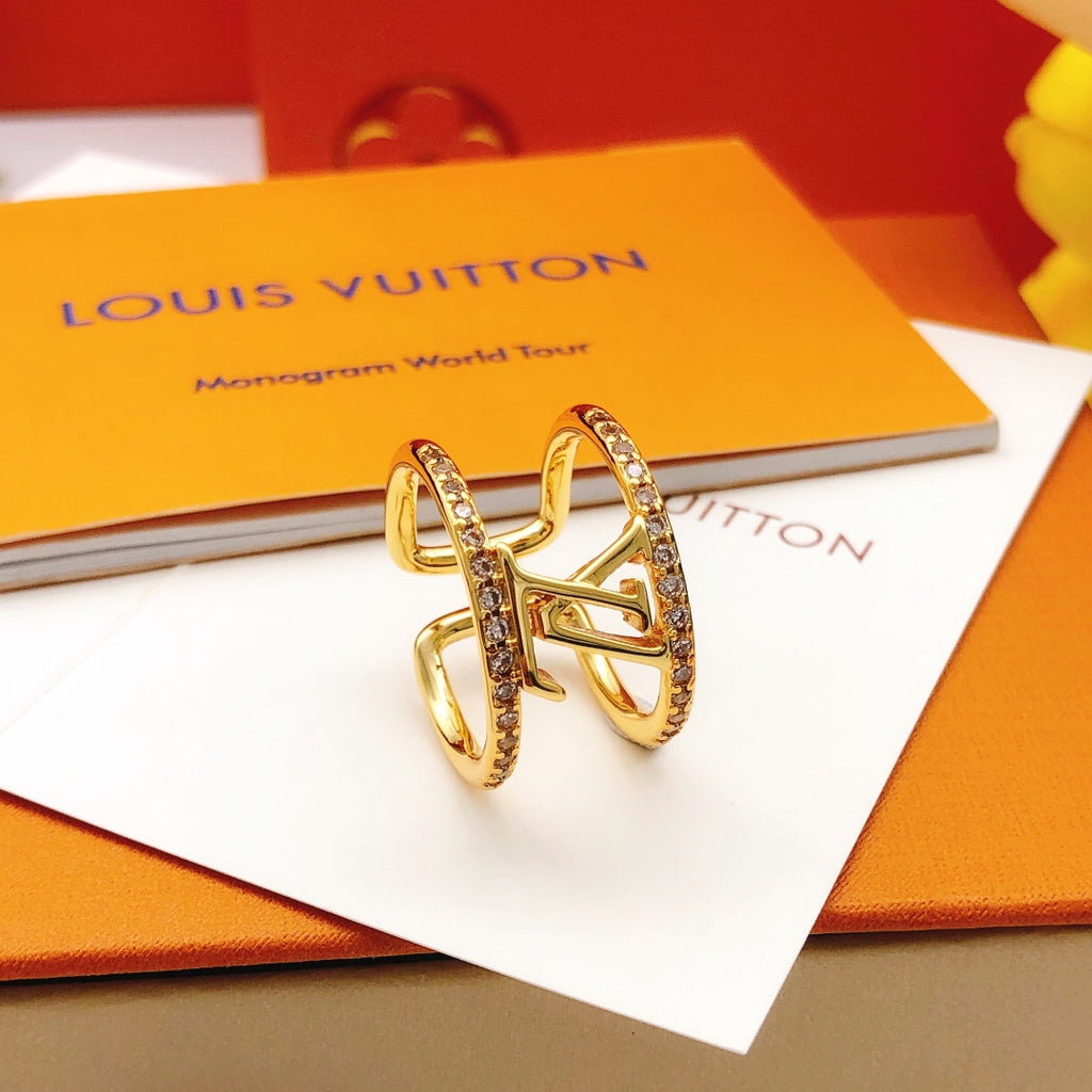 Louis Vuitton Gold-Tone Loop Detail Ring - album image 8