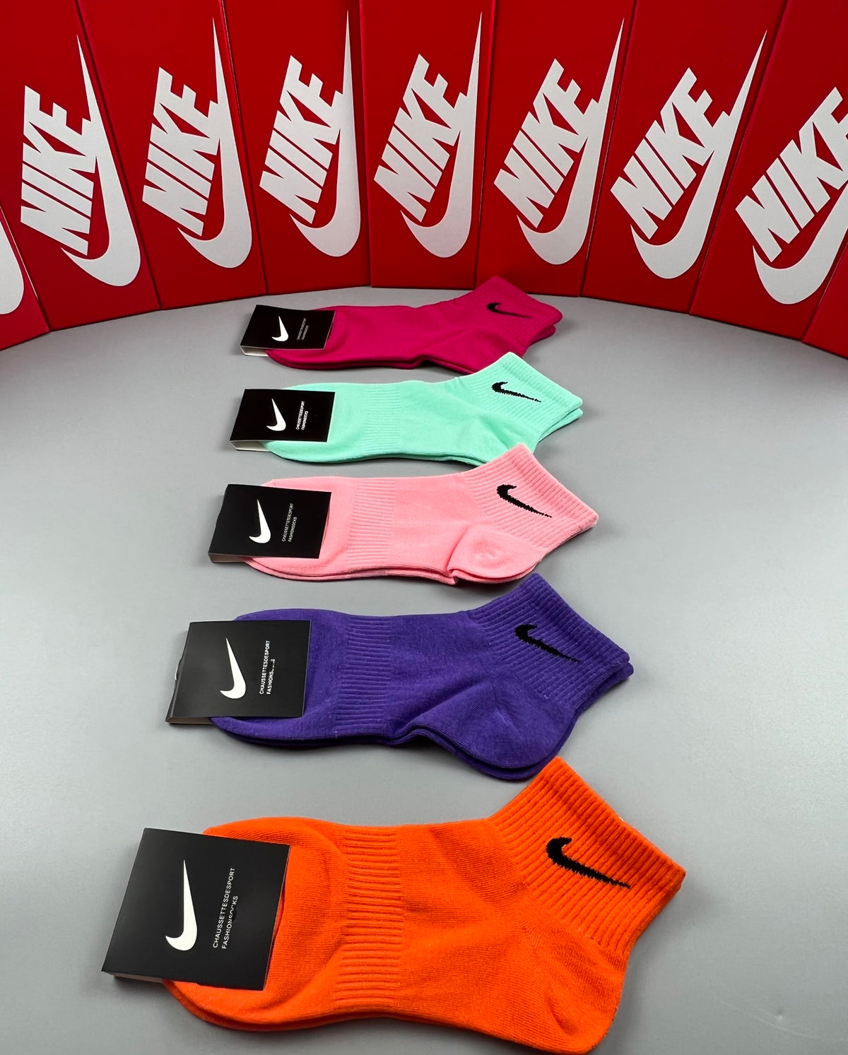 Nike bright plain swoosh ankle socks, image 8