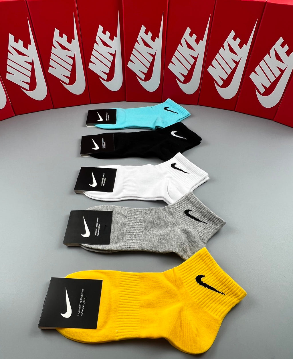 Nike bright plain swoosh ankle socks, image 4