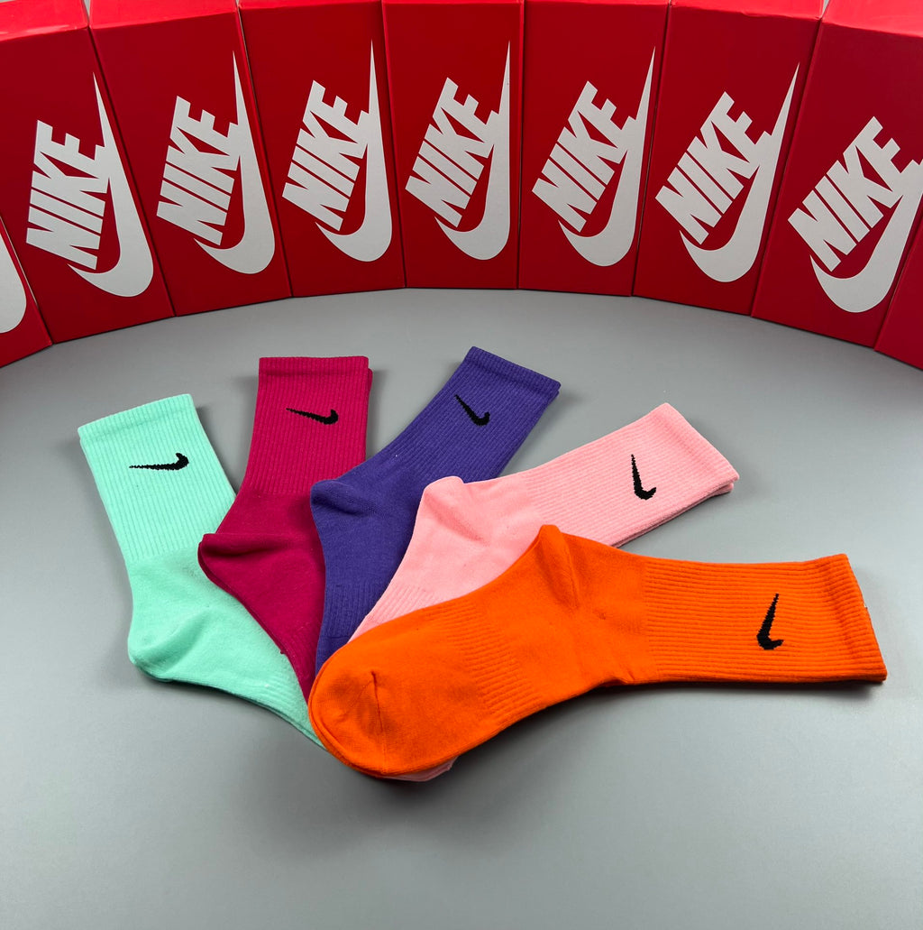 Nike bright neutral swoosh socks, image 7