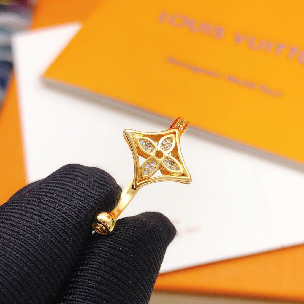 Louis Vuitton Monogram Diamond-Shape Ring - album image 5