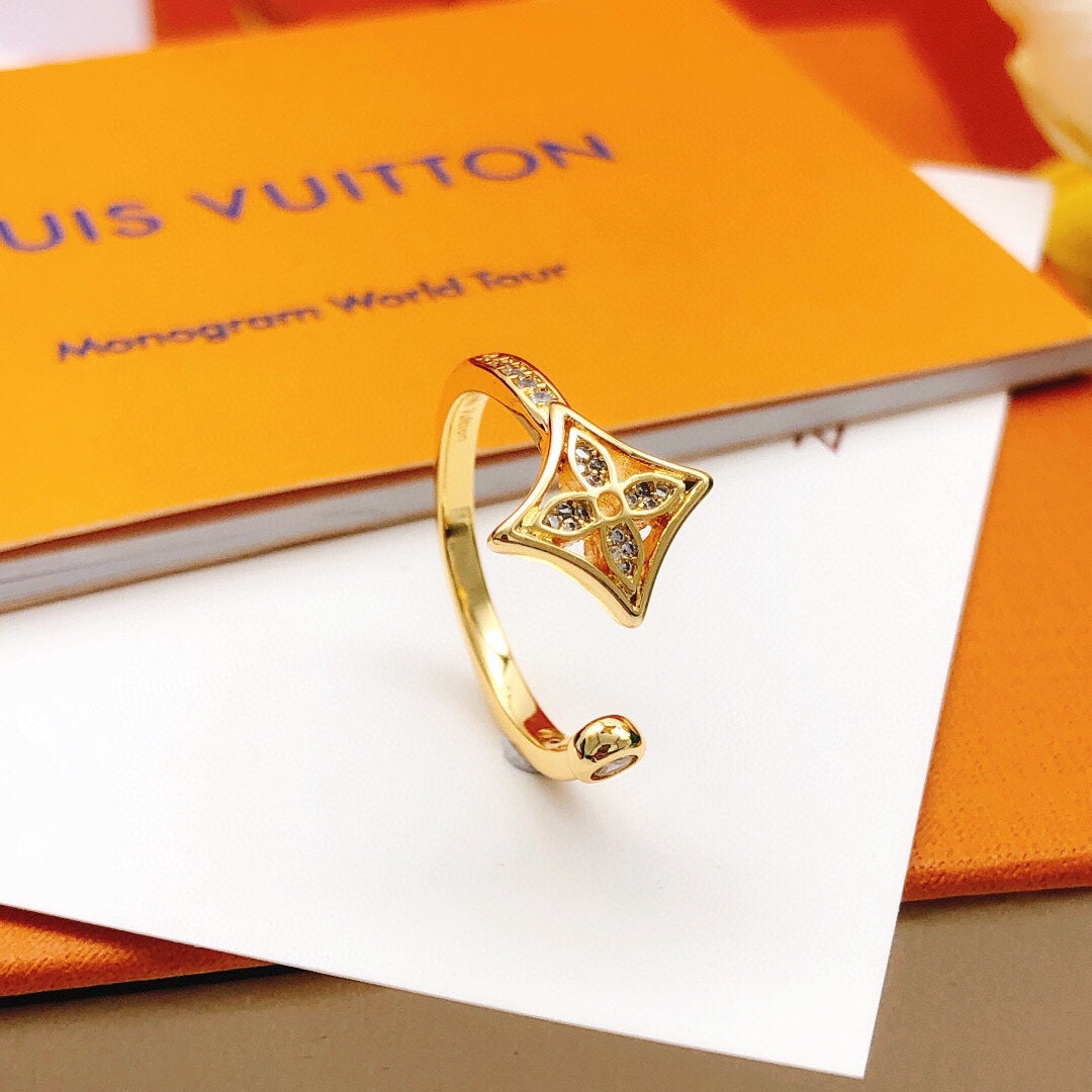Louis Vuitton Monogram Diamond-Shape Ring - album image 4