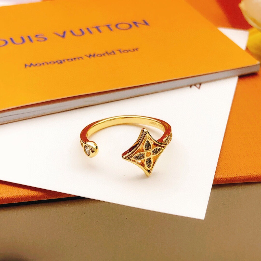 Louis Vuitton Monogram Diamond-Shape Ring - album image 2