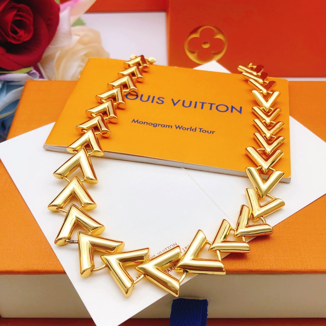 Louis Vuitton Gold-Tone Polished Necklace - album image 3