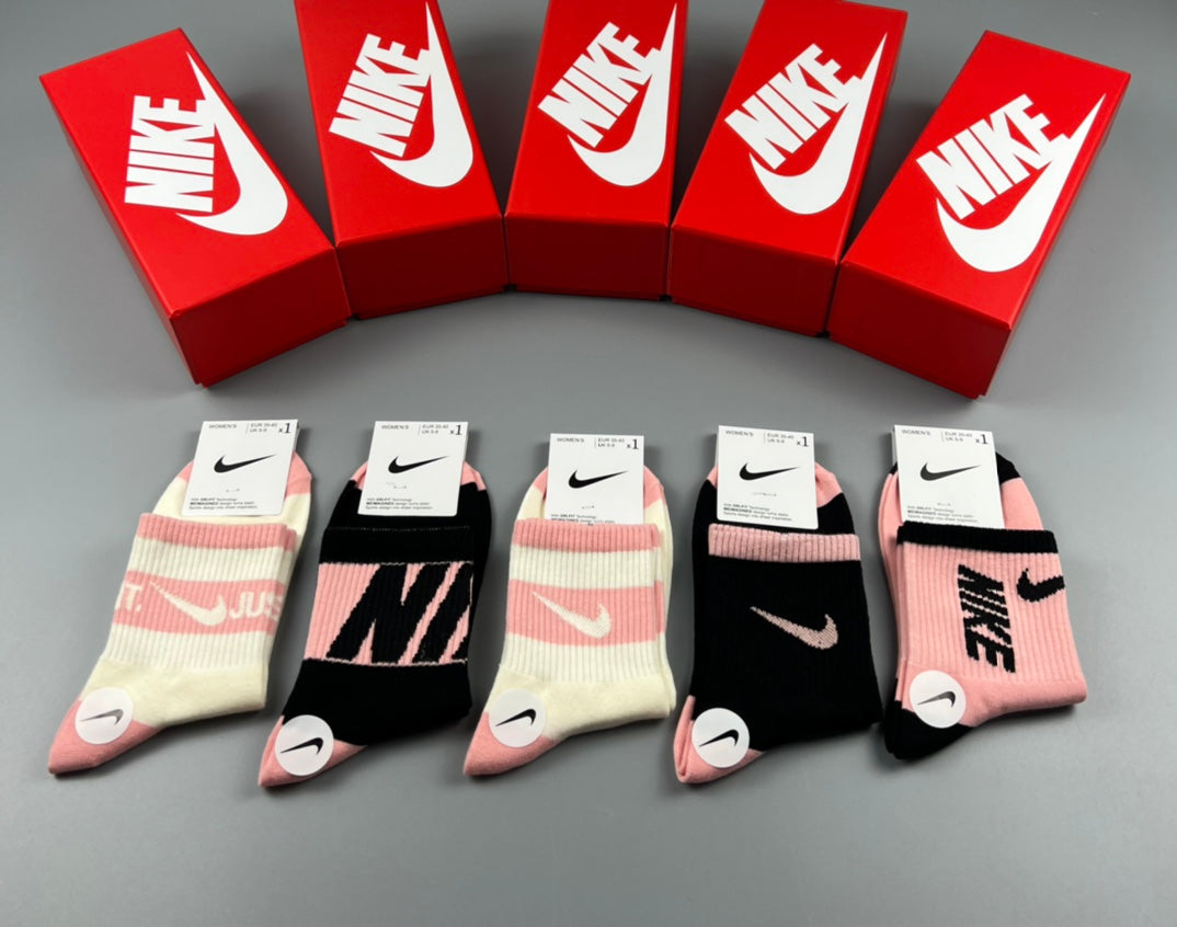 Nike pink black graphic mix socks, image 1