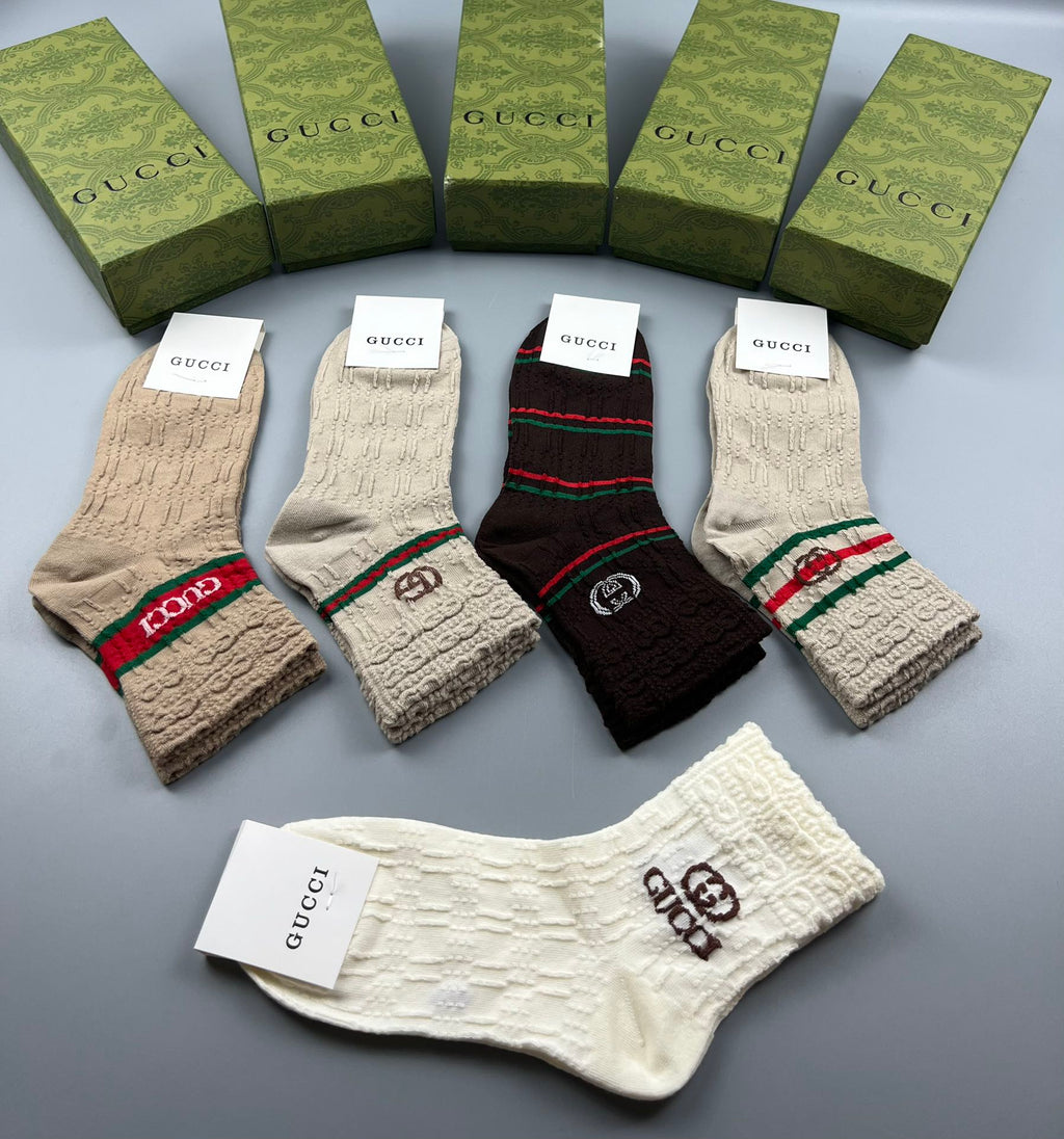 Gucci Beige Crew Socks with logo bands and red-green stripes - image 7