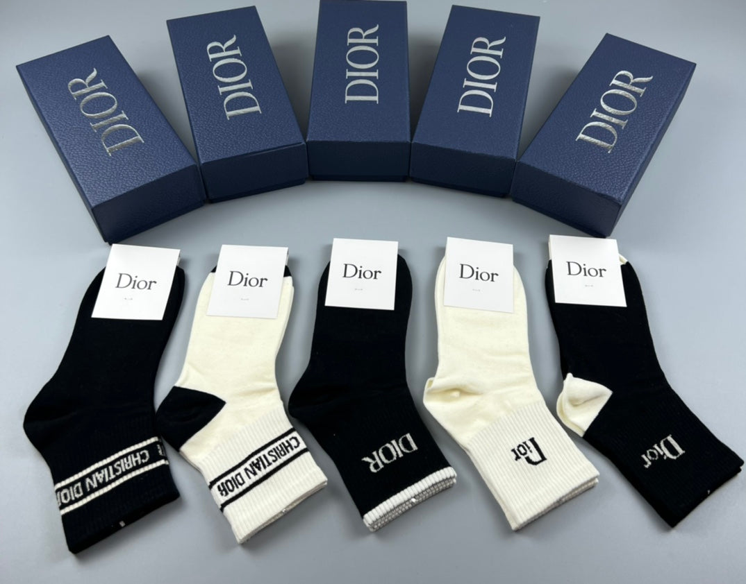 Dior minimal cuff lettering crew socks - view 1