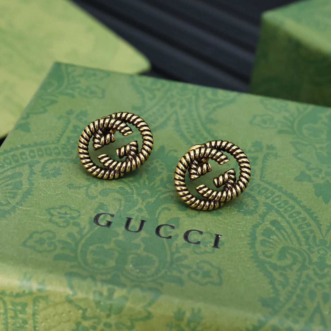 Gucci Interlocking G Antique Gold-Tone Snake Snake Motif Stud Earrings - album image 3