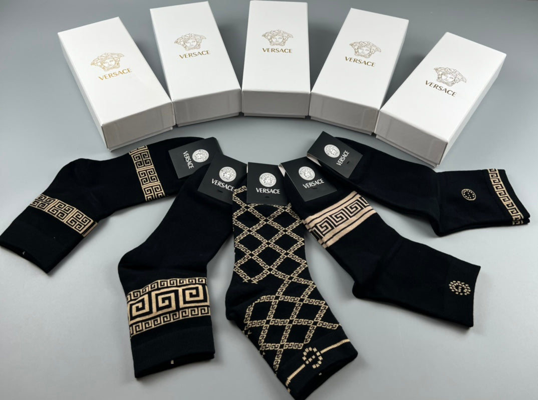 Versace geometric greek key crew socks - view 2