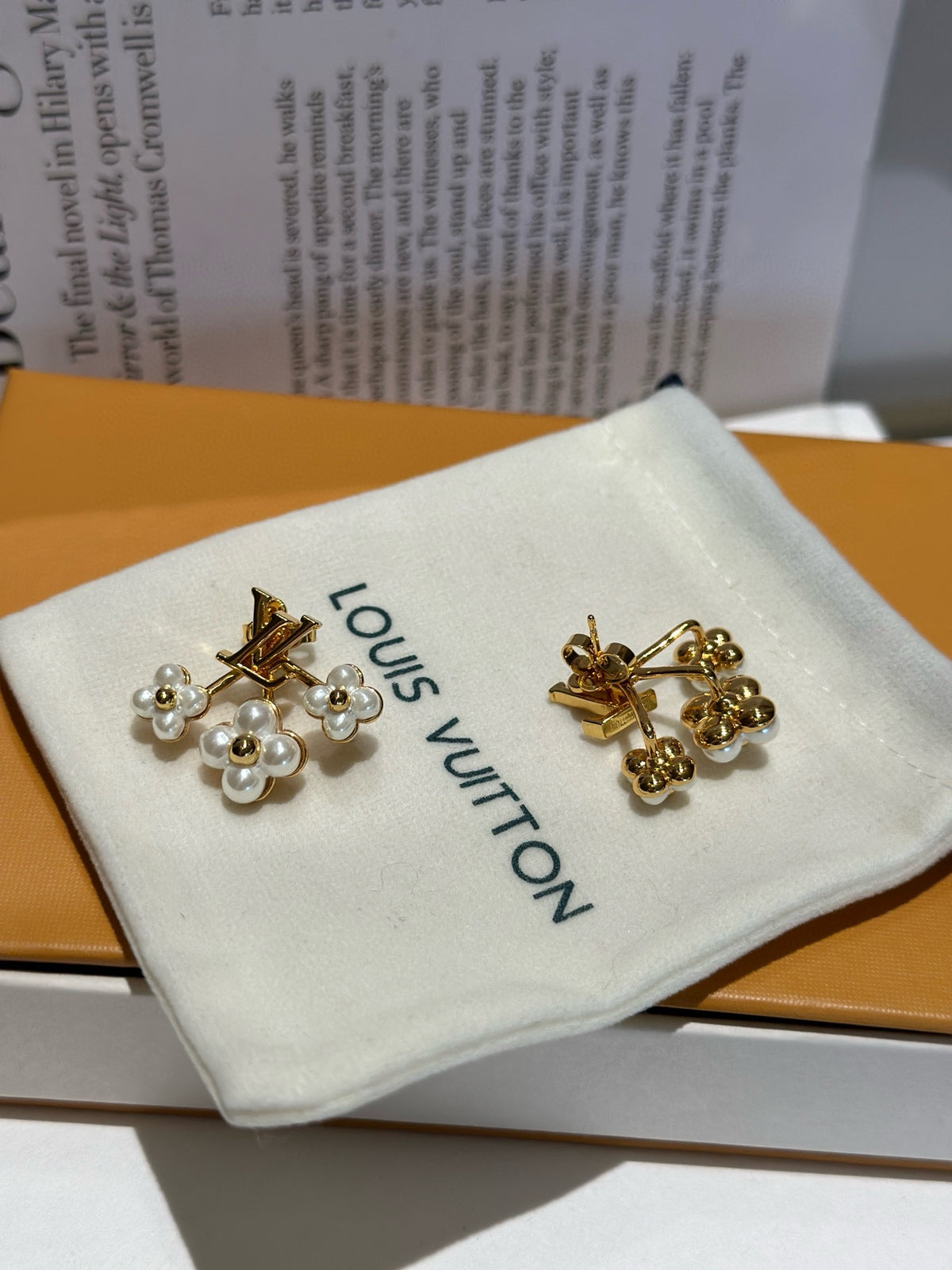 Louis Vuitton Flower Earrings - album image 5