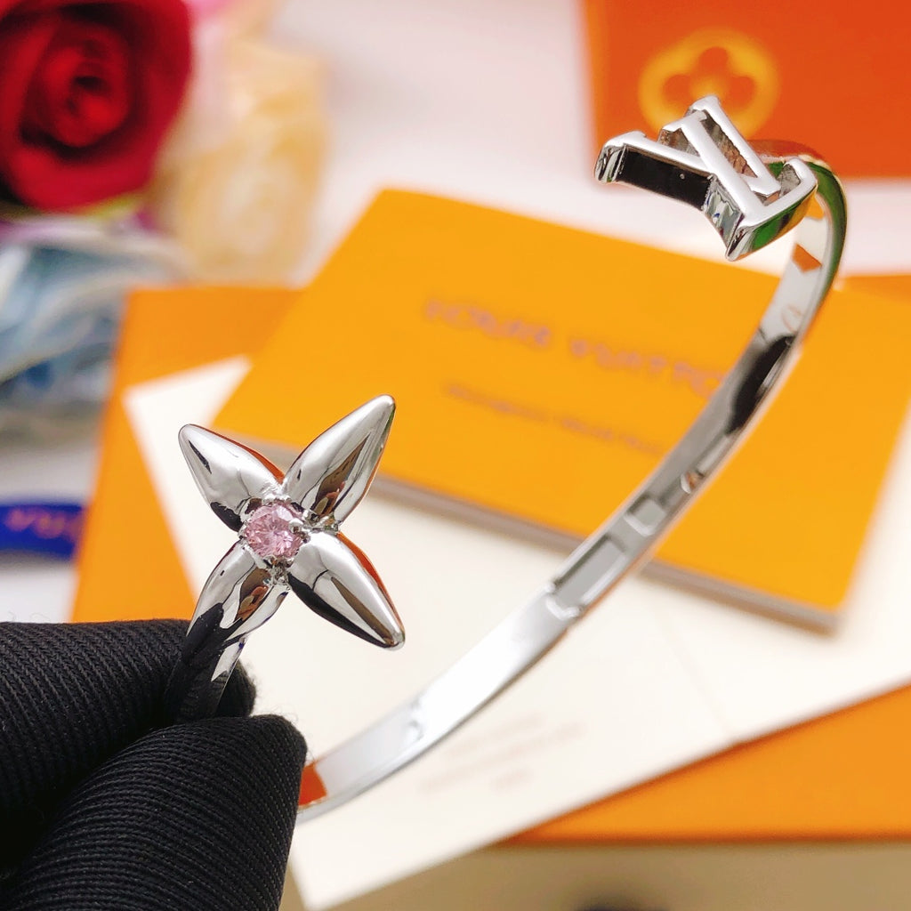 Louis Vuitton Silver-Tone Open Flower Bangle - album image 7