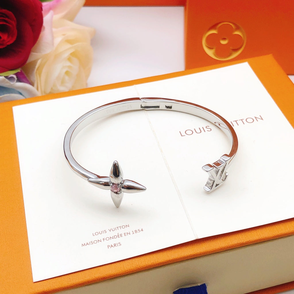 Louis Vuitton Silver-Tone Open Flower Bangle - album image 5
