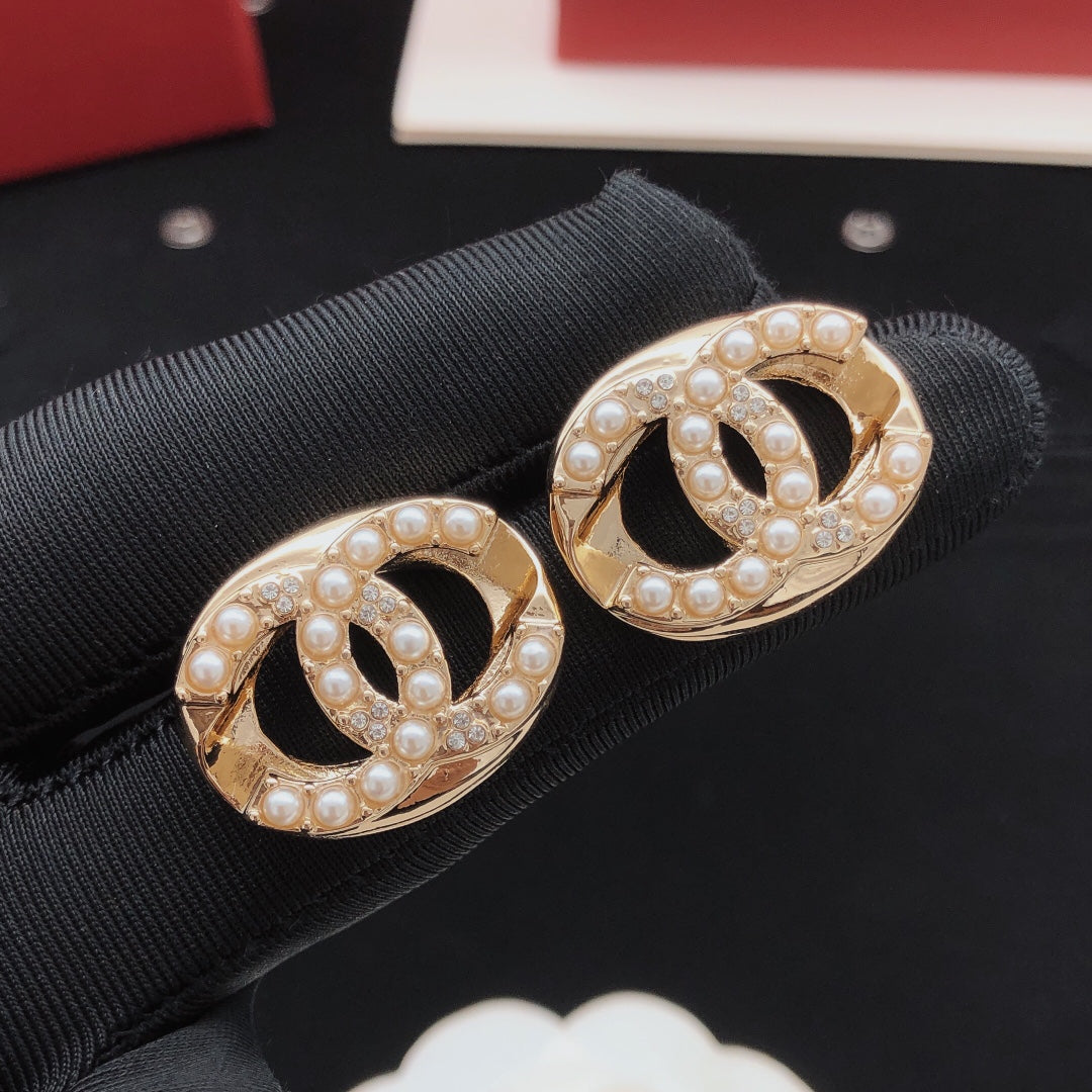 Chanel Pearl Circular Earrings - album image 2