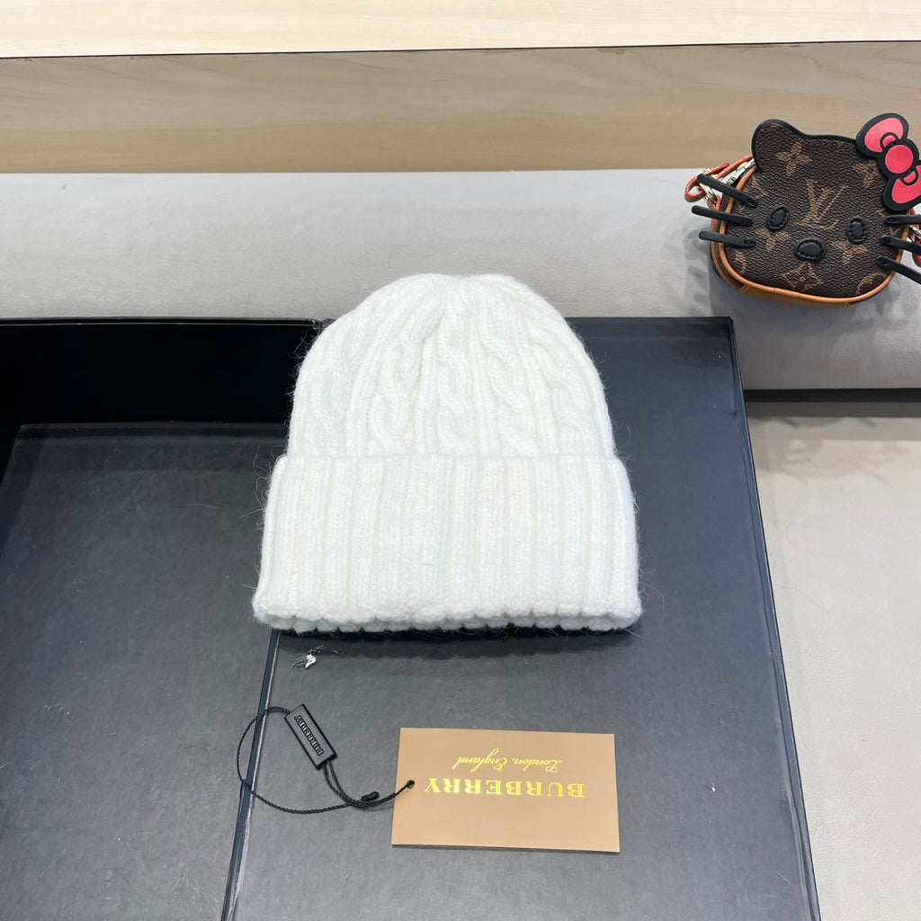 Burberry Cable Knit Patch Beanie - image 7
