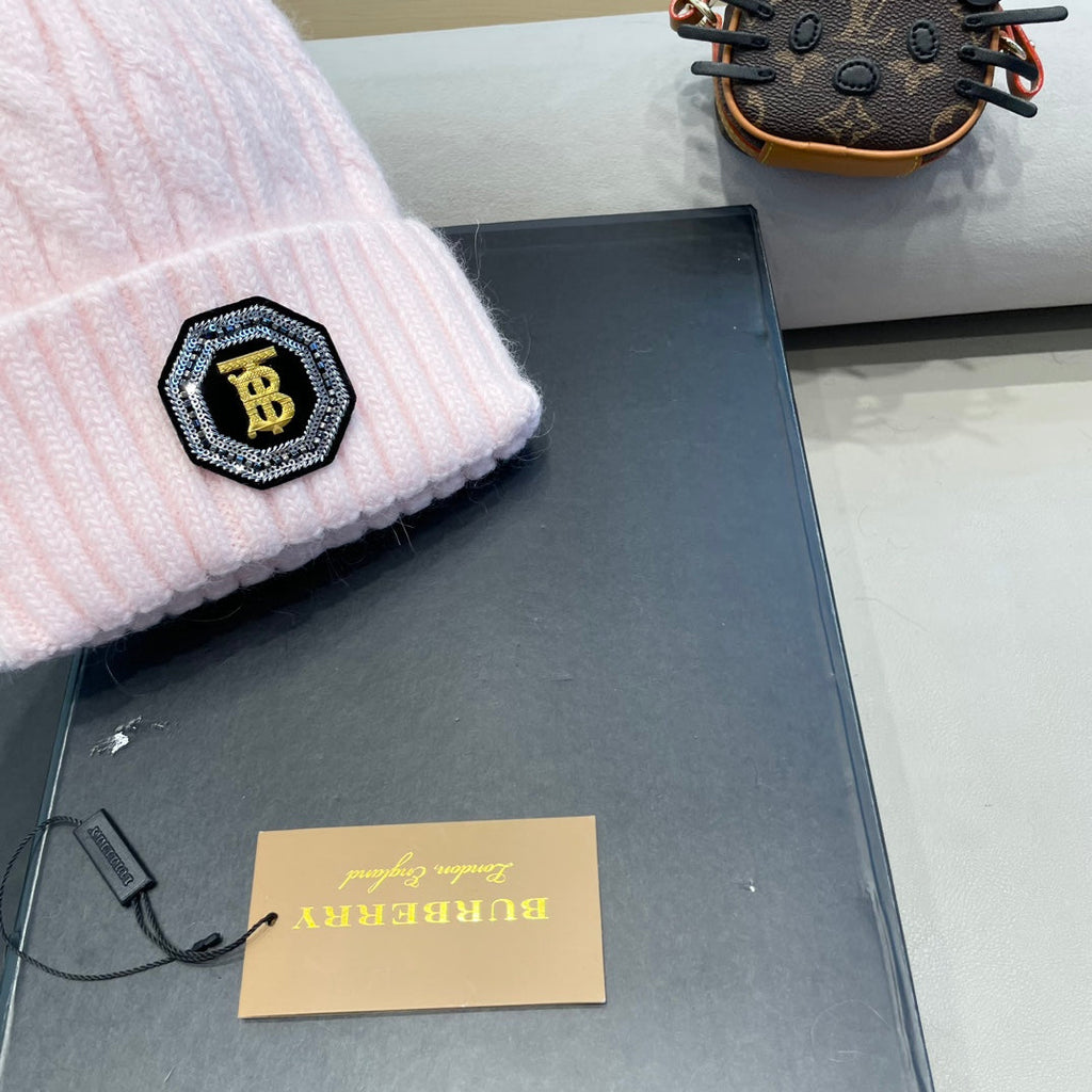 Burberry Cable Knit Patch Beanie - image 4