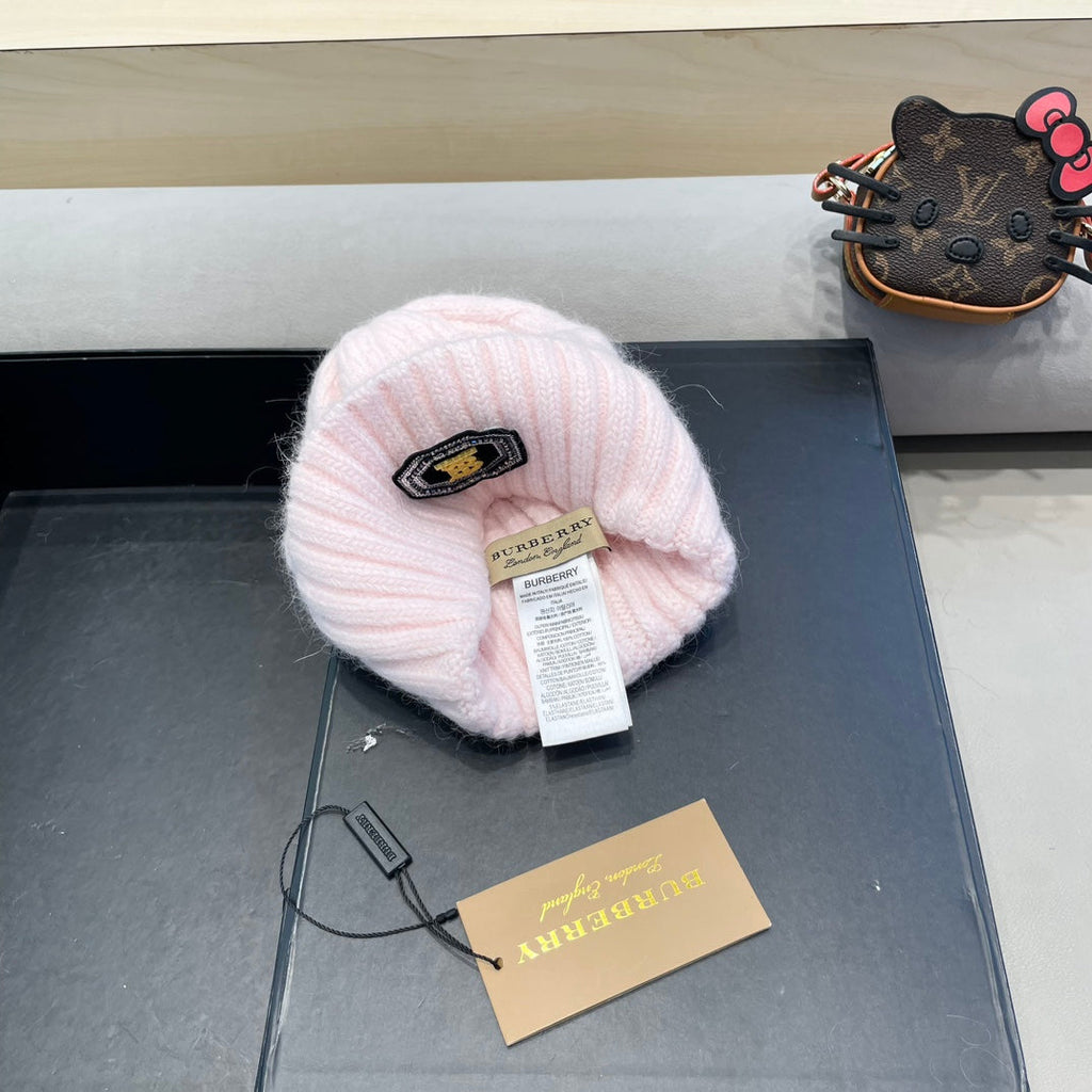 Burberry Cable Knit Patch Beanie - image 9