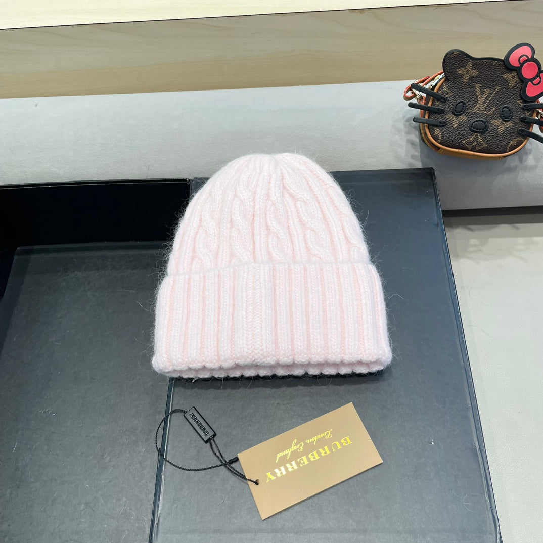 Burberry Cable Knit Patch Beanie - image 7