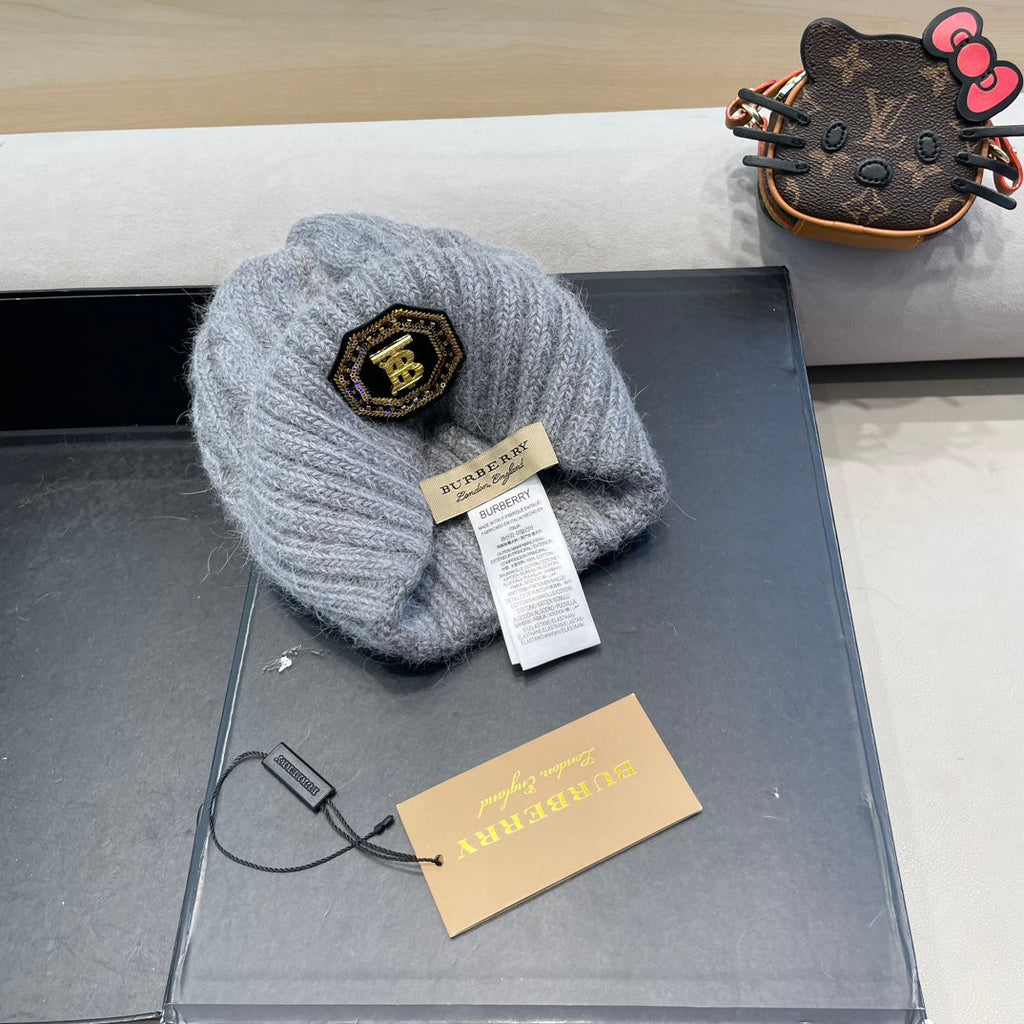 Burberry Cable Knit Patch Beanie - image 9