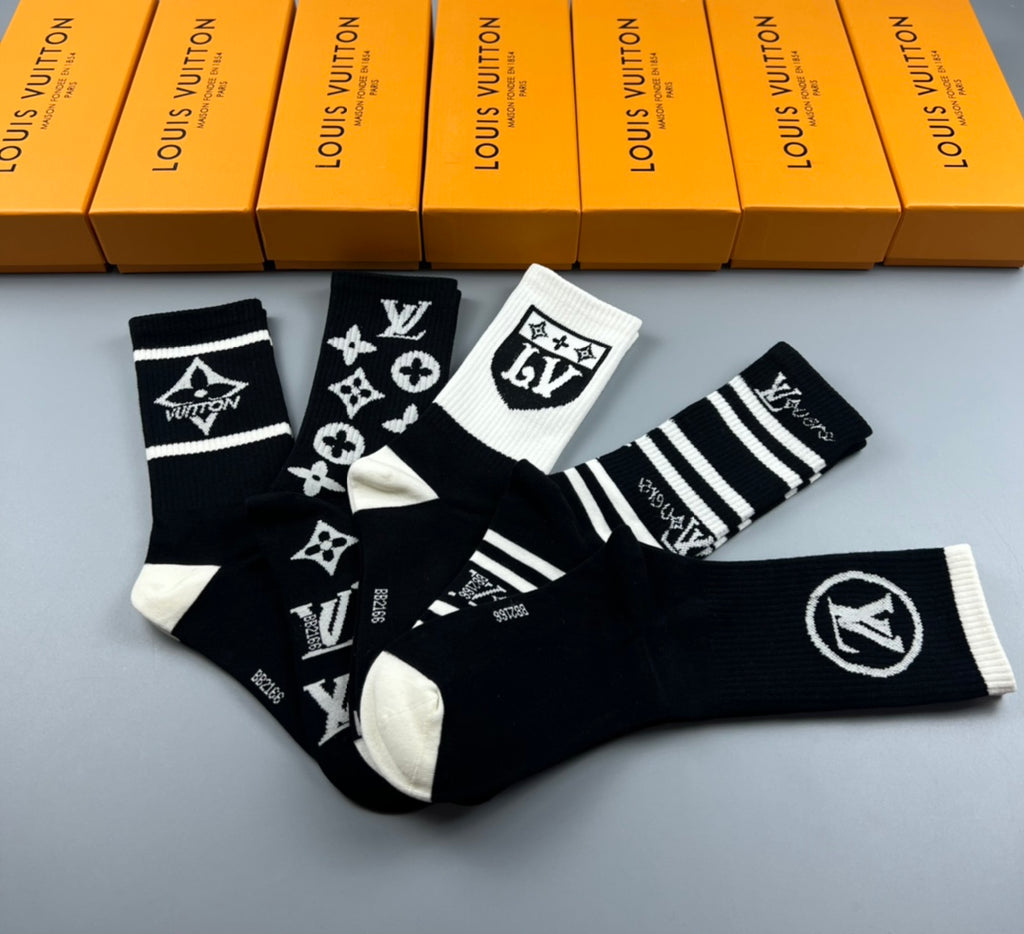 Louis Vuitton black white graphic crew socks, image 5