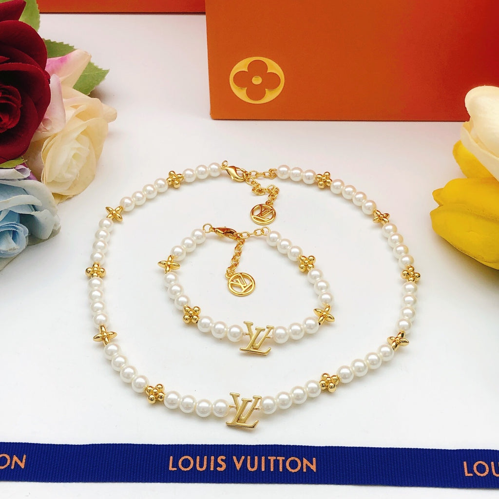 Louis Vuitton Pearl Necklace - album image 4