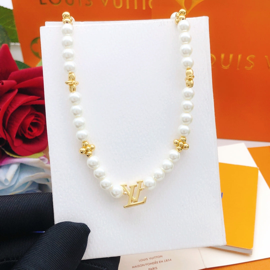 Louis Vuitton Pearl Necklace - album image 5