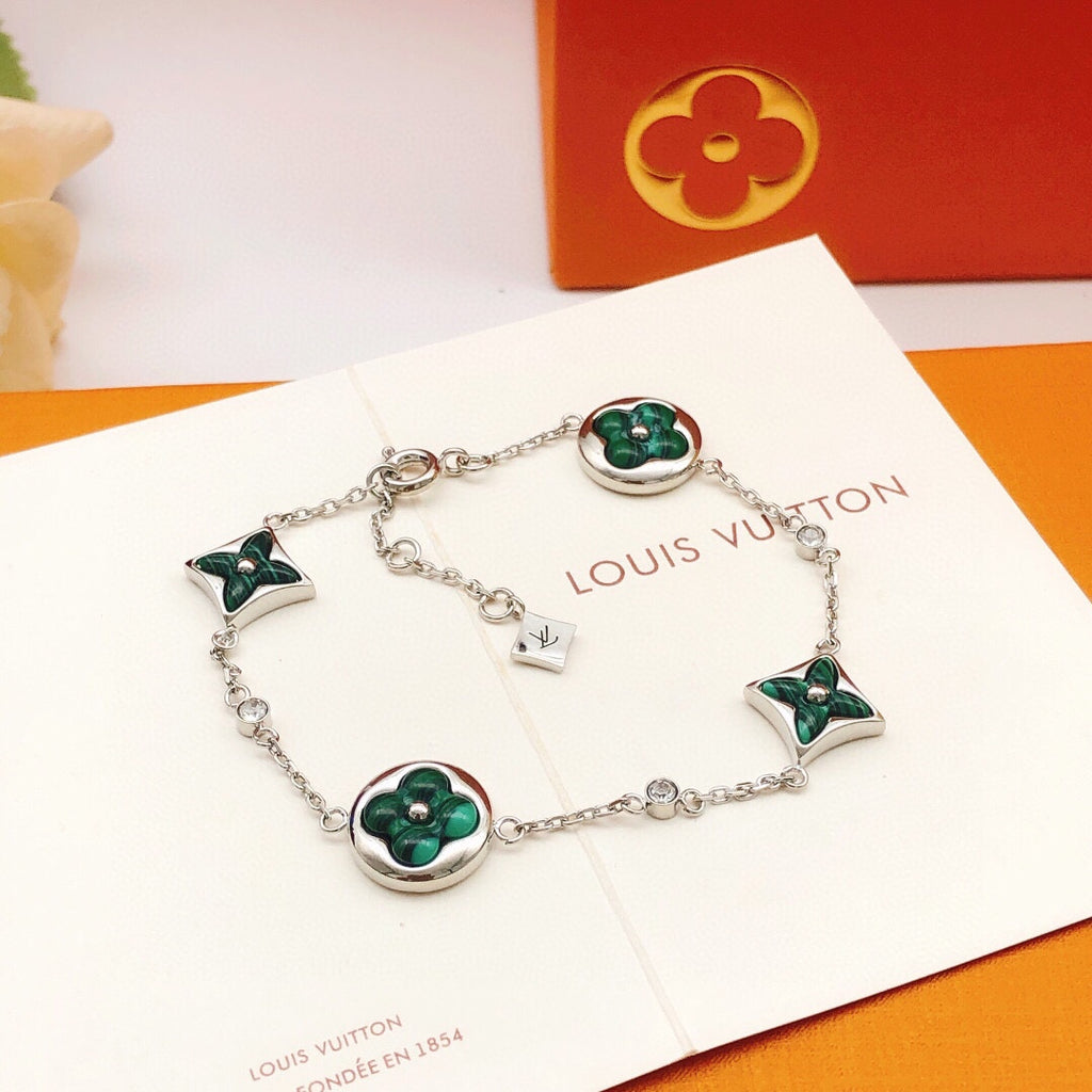 Louis Vuitton Green Mother-of-Pearl Bracelet - album image 5