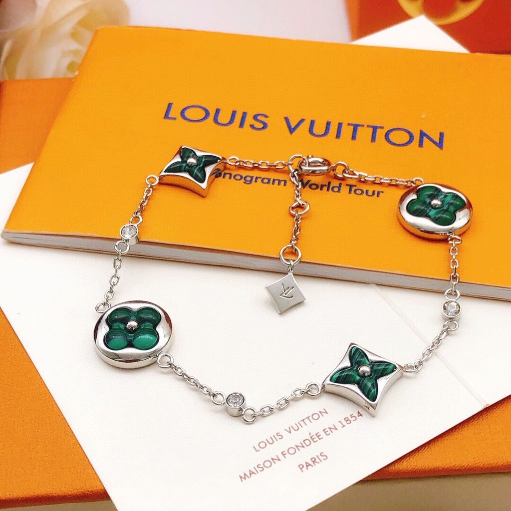 Louis Vuitton Green Mother-of-Pearl Bracelet - album image 4