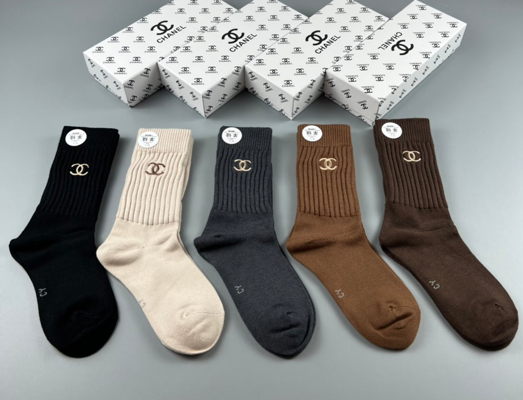 Chanel ribbed earth tone emblem crew socks - view 3