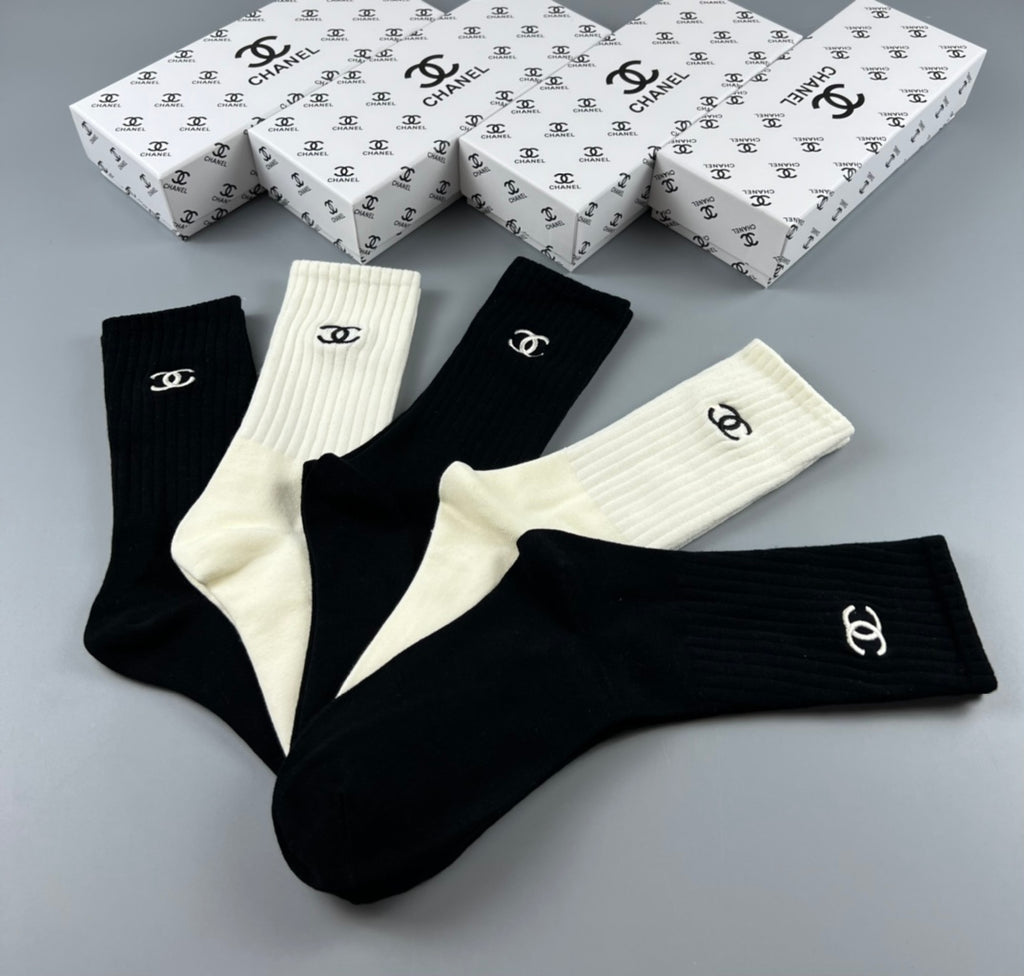 Chanel black cream ribbed emblem crew socks - view 5
