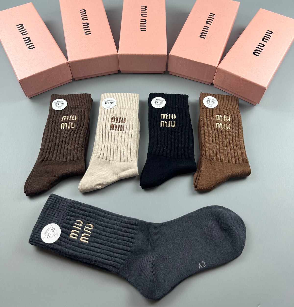 Miu Miu muted ribbed stacked logo crew socks, image 2