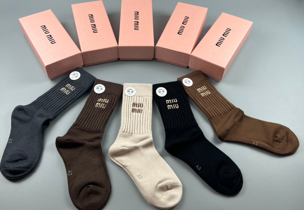 Miu Miu muted ribbed stacked logo crew socks, image 6
