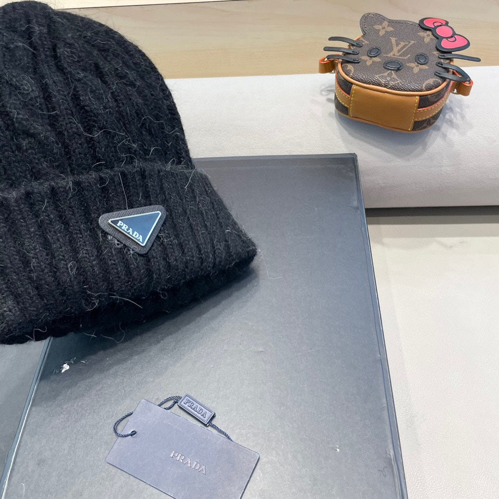 Prada Cable Knit Beanie - image 4