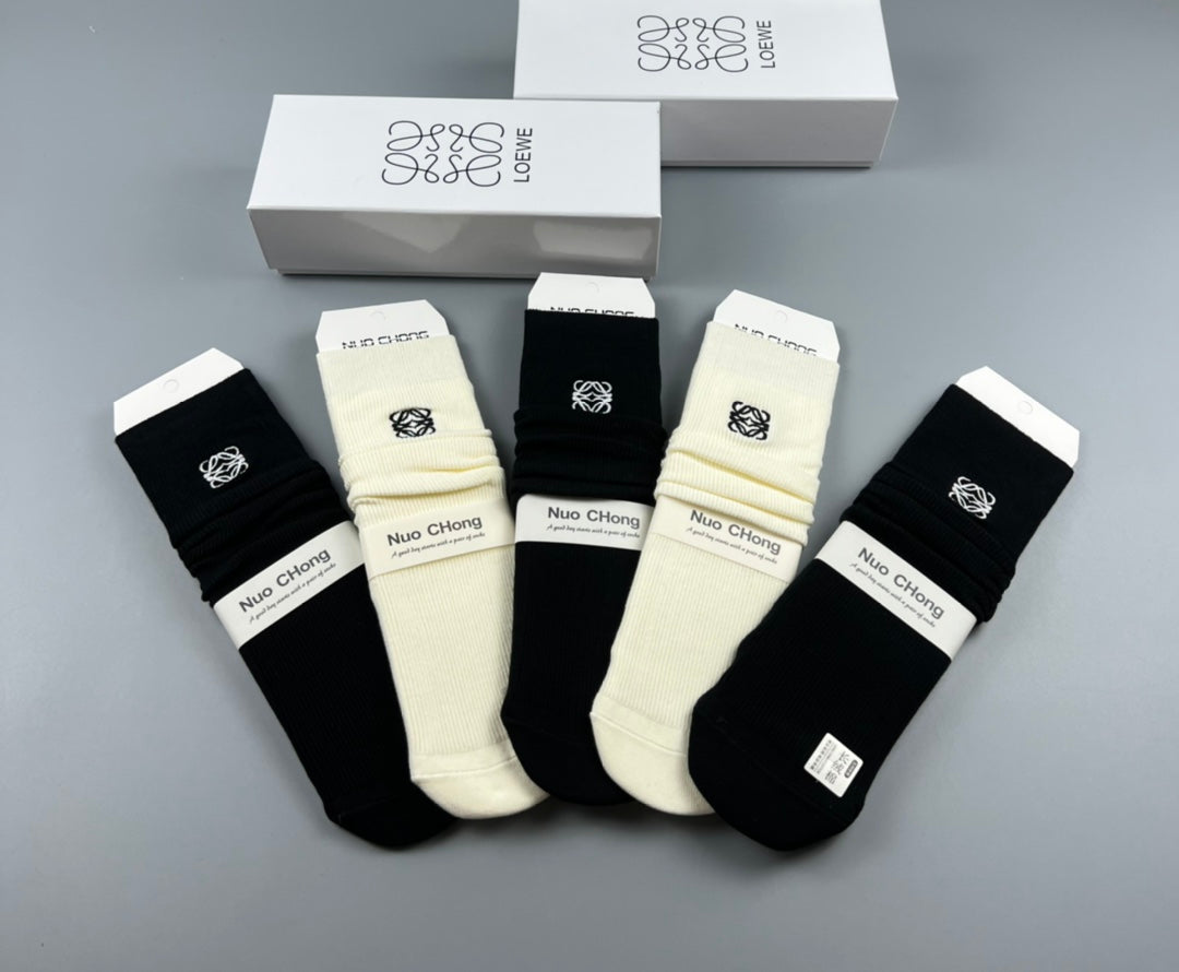Loewe contrast small anagram crew socks - view 3