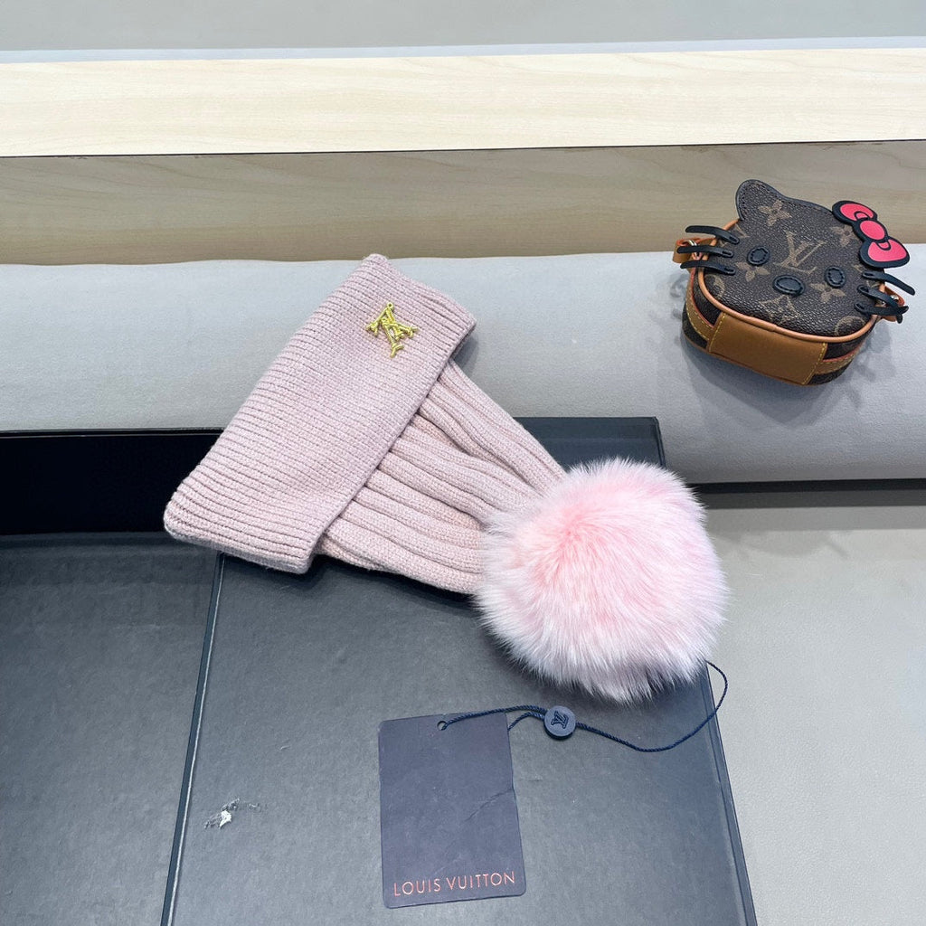 Louis Vuitton Knit Beanie - image 8