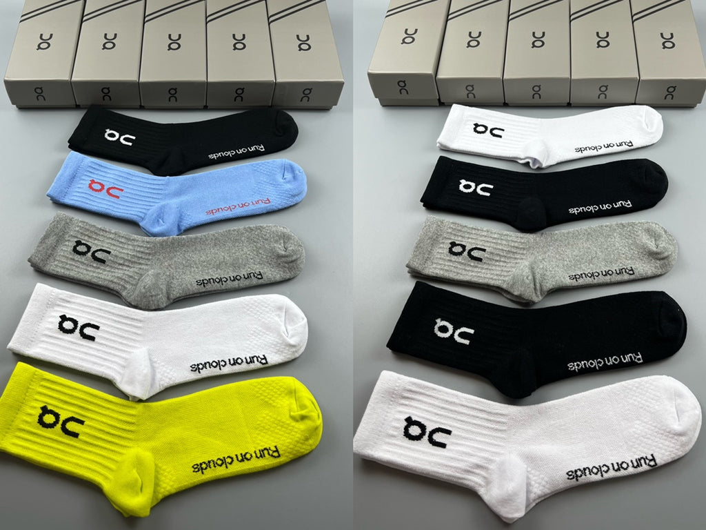 On bright ribbed crew socks - product view 9