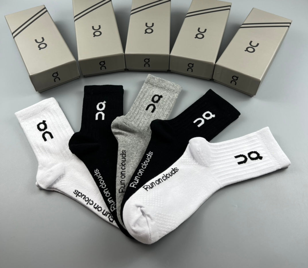 On bright ribbed crew socks - product view 7