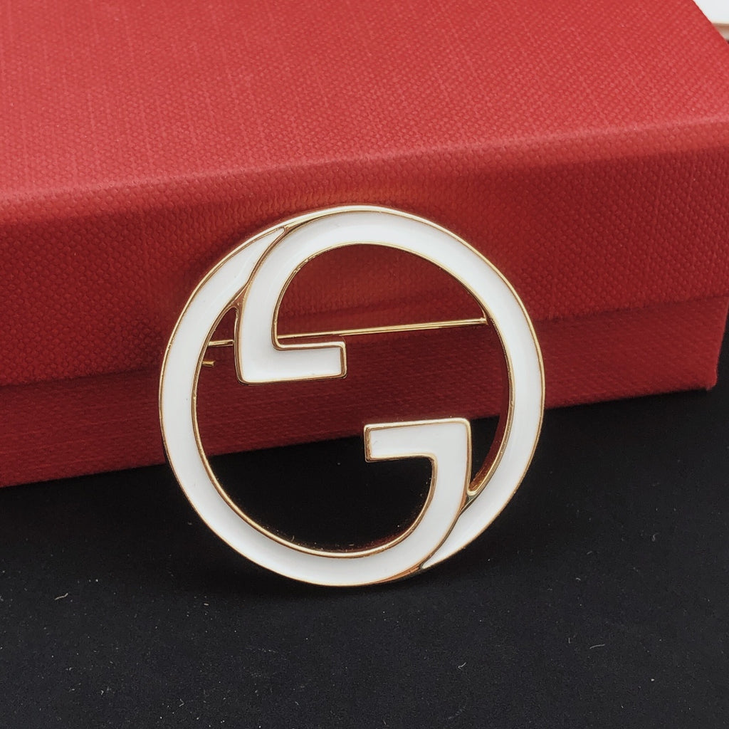 Gucci Enamel White Circular Brooch - album image 5