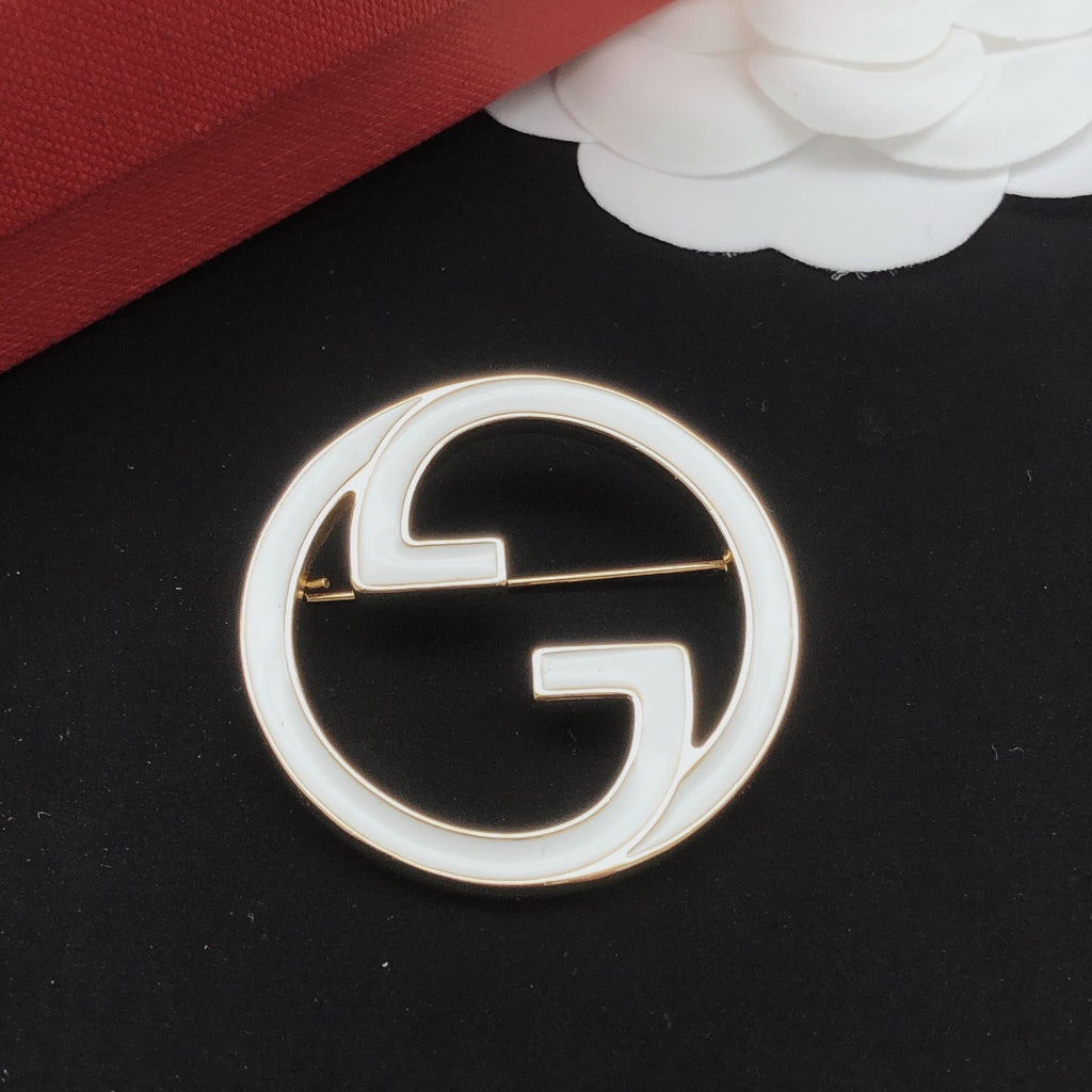 Gucci Enamel White Circular Brooch - album image 6