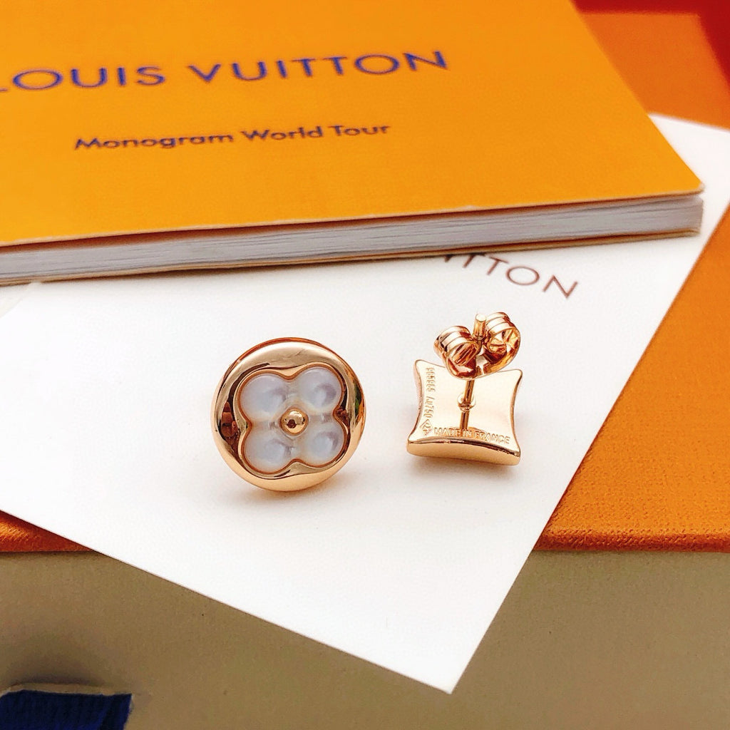 Louis Vuitton White Mother-of-Pearl Earrings - album image 4