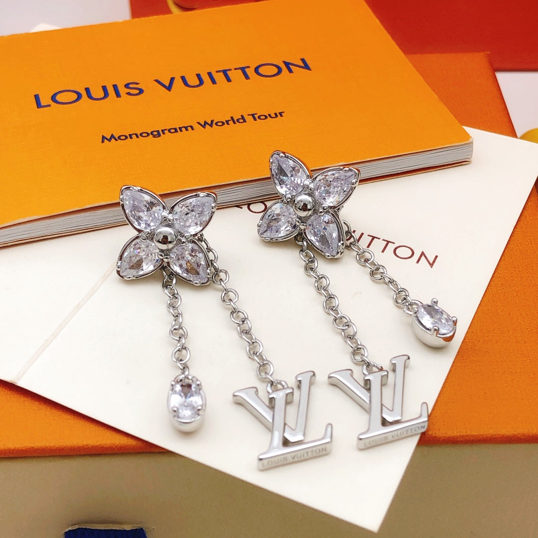 Louis Vuitton Blossom Tassel Earrings - album image 2