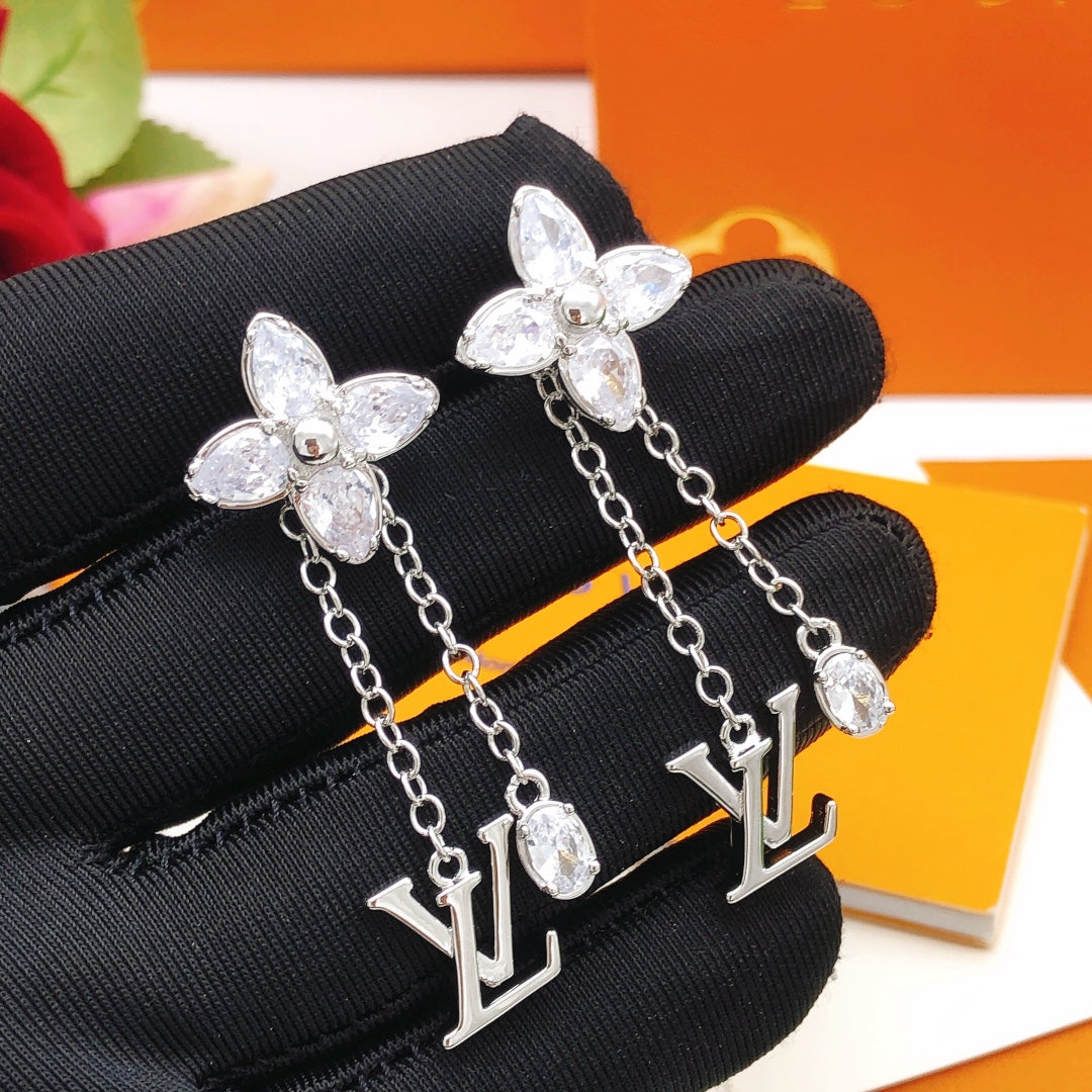 Louis Vuitton Blossom Tassel Earrings - album image 1