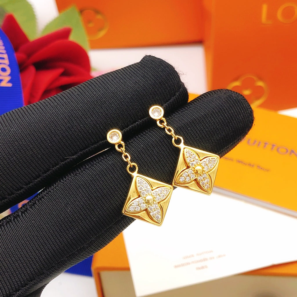 Louis Vuitton Diamond-Shape Tassel Earrings - album image 3