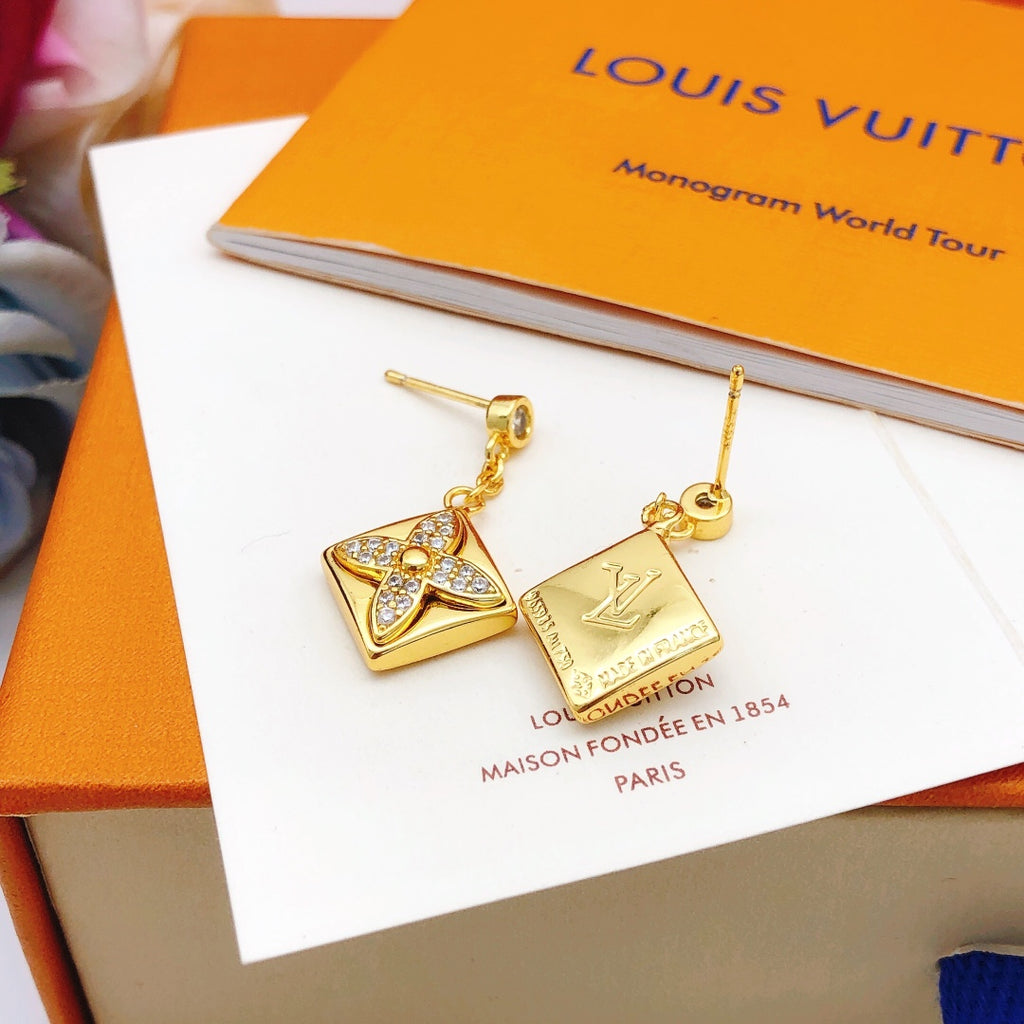 Louis Vuitton Diamond-Shape Tassel Earrings - album image 2